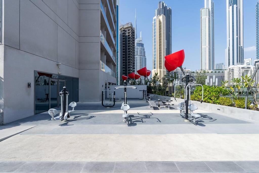 Vogue Downtown - Mag 318 *